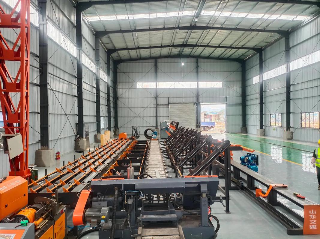 近期的橋梁鋼筋加工設備和隧道鋼筋設備.數控鋼筋加工設備