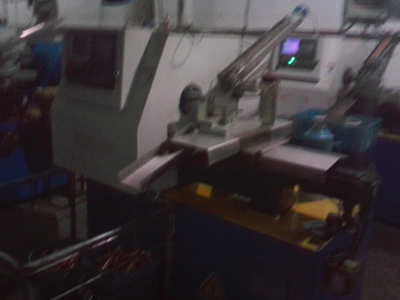 后送料全自動數(shù)控液壓車床 現(xiàn)代制造的高效解決方案